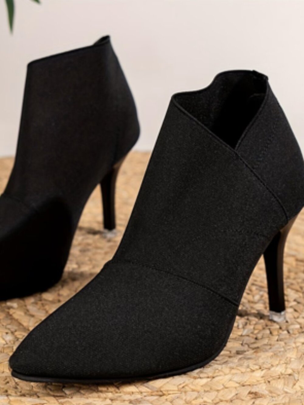 Heels - Picture 2 of 3